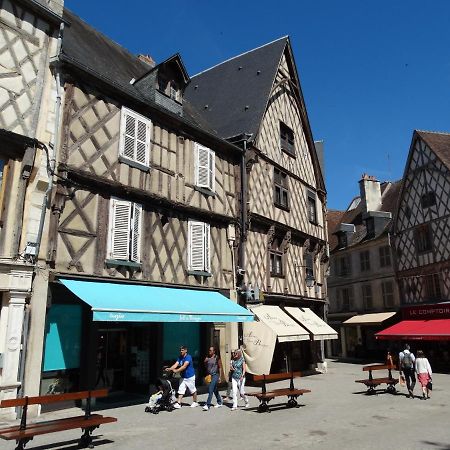 Appartement Coquet Centre Ville Filigrando ブールジュ エクステリア 写真