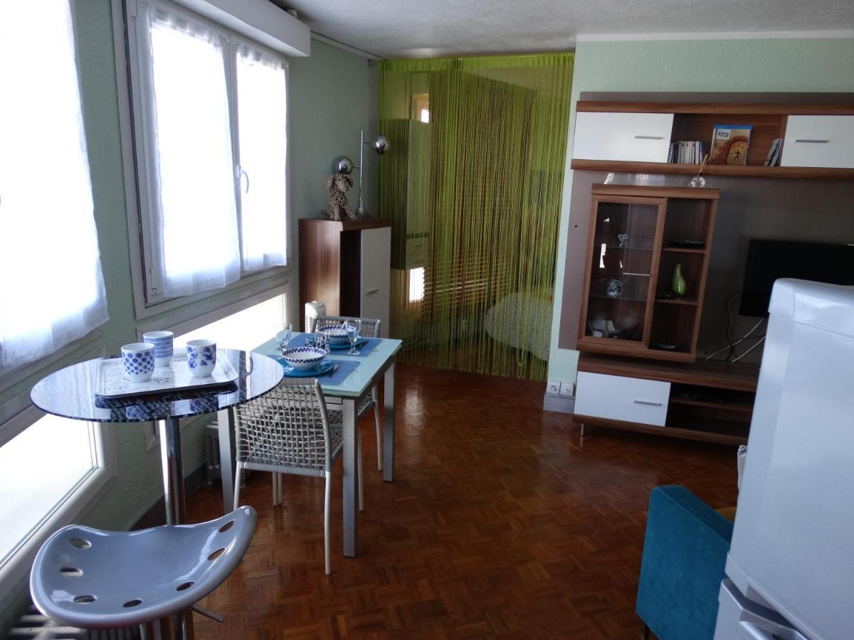 Appartement Coquet Centre Ville Filigrando ブールジュ エクステリア 写真